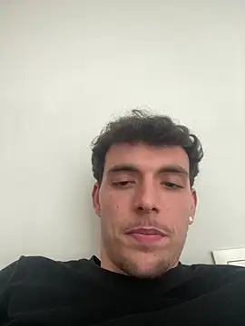 Snapshot of manu156789 chatting on 02-19-26, 01:52 manu156789 online show from 02-19-26, 01:52