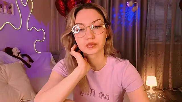 lusciousslily online show from 02-26-26, 01:38