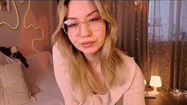 lusciousslily online show from 03-02-26, 02:45