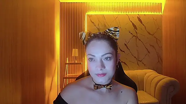 Snapshot of sofia_nova_tf chatting on 02-05-26, 01:29 sofia nova tf online show from 02-05-26, 01:29