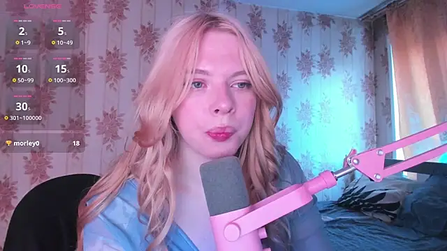 Cutie Bambi online show from 07-15-26, 12:23