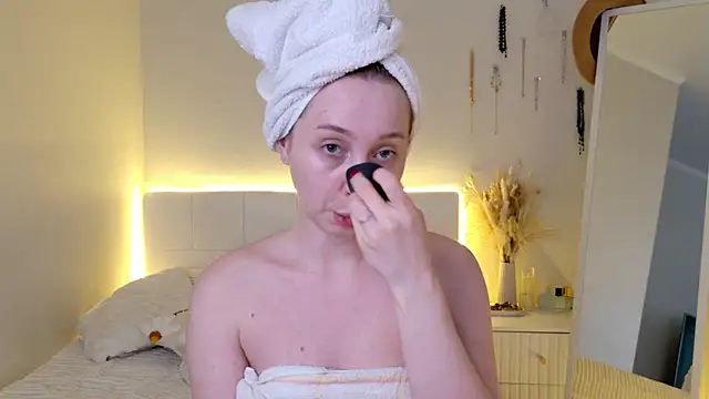 CandiceKingzzz online show from 03-15-26, 01:51