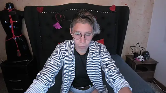 Snapshot of Kali_Panther chatting on 02-16-26, 12:48 Kali Panther online show from 02-16-26, 12:48