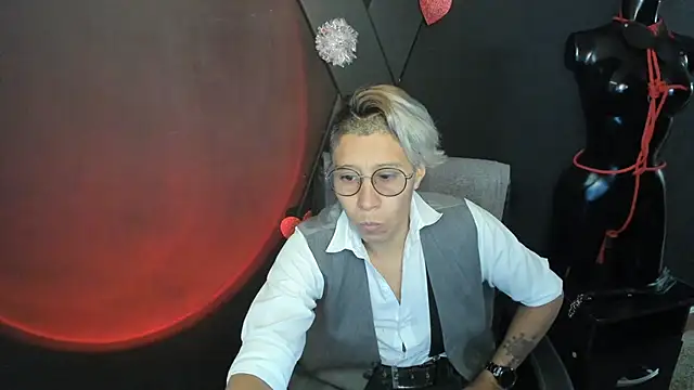 Snapshot of Kali_Panther chatting on 02-10-26, 01:43 Kali Panther online show from 02-10-26, 01:43