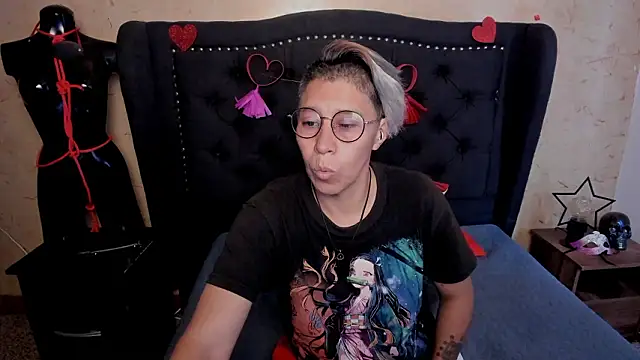 Snapshot of Kali_Panther chatting on 02-14-26, 02:28 Kali Panther online show from 02-14-26, 02:28