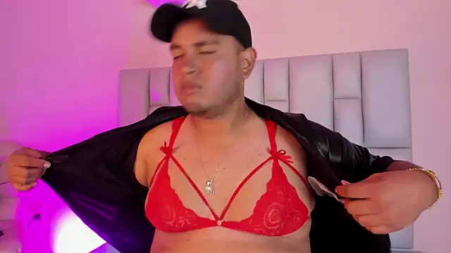 Snapshot of jay_kross1 chatting on 02-09-26, 07:34 jay kross1 online show from 02-09-26, 07:34