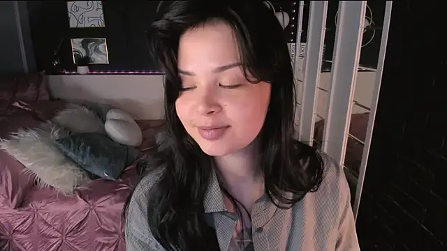 Maykinkya online show from 07-14-26, 10:21