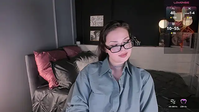 Maykinkya online show from 03-21-26, 01:59