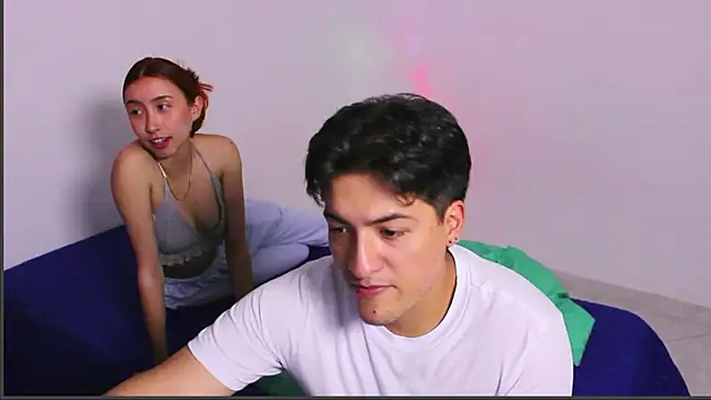 Snapshot of RoseSinsDonViktor chatting on 02-13-26, 06:52 RoseSinsDonViktor online show from 02-13-26, 06:52