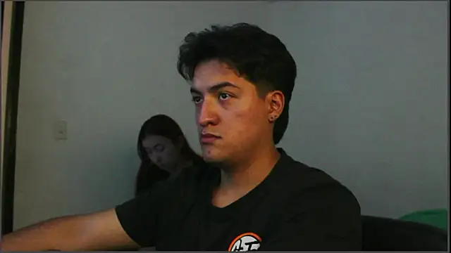 Snapshot of RoseSinsDonViktor chatting on 02-28-26, 08:19 RoseSinsDonViktor online show from 02-28-26, 08:19