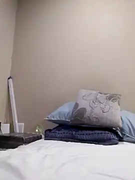 Snapshot of sexykajol2001 chatting on 02-11-26, 09:58 sexykajol2001 online show from 02-11-26, 09:58