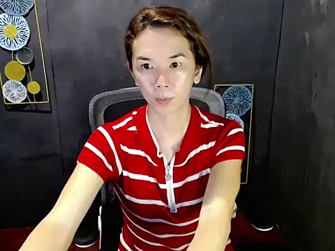 Snapshot of itsme_jaja18 chatting on 02-07-26, 04:37 itsme jaja18 online show from 02-07-26, 04:37