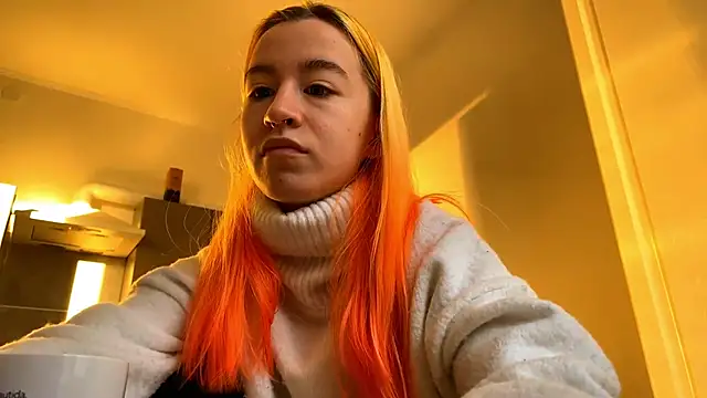 Snapshot of EmilyHein chatting on 02-21-26, 06:15 EmilyHein online show from 02-21-26, 06:15