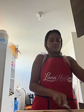 LunaHeat online show from 05-27-26, 05:09