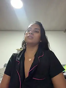 LunaHeat online show from 05-19-26, 01:56