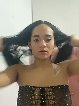 Maria x Alejandra online show from 04-02-26, 11:55