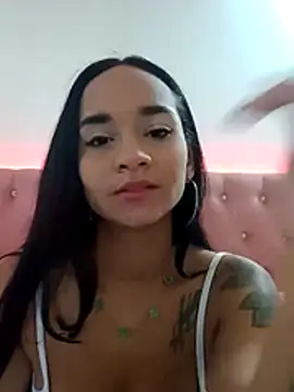 Maria x Alejandra online show from 04-08-26, 08:10