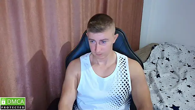 Snapshot of TodMusclePower9 chatting on 05-14-26, 12:13 TodMusclePower9 online show from 05-14-26, 12:13