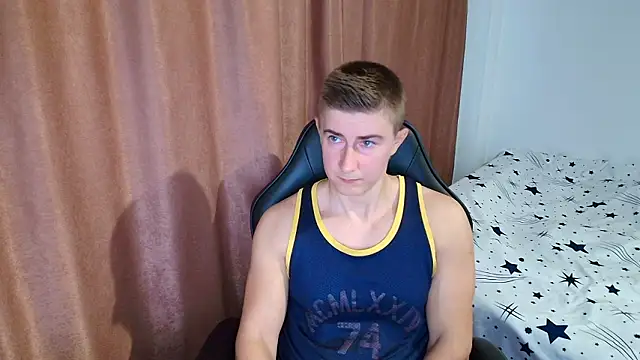 Snapshot of TodMusclePower9 chatting on 02-19-26, 05:26 TodMusclePower9 online show from 02-19-26, 05:26