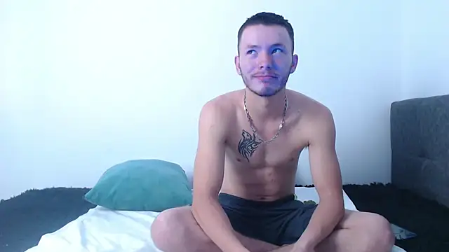 Ariana Esteban07 online show from 02-11-26, 10:48