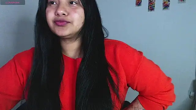 emily-rousee- online show from 05-26-26, 01:47