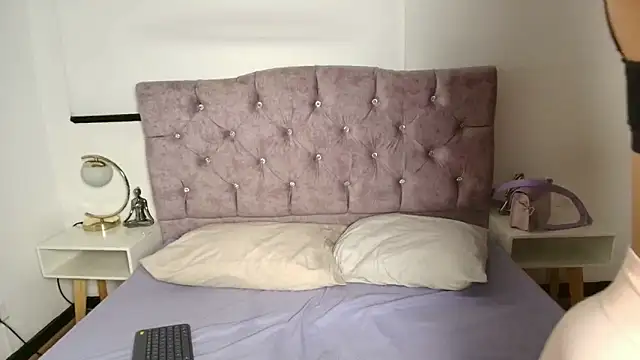 Ruby Rouge  online show from 03-19-26, 07:14