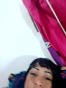 Snapshot of SabrinaColin chatting on 02-12-26, 01:16 SabrinaColin online show from 02-12-26, 01:16