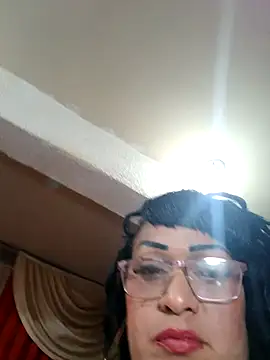 Snapshot of SabrinaColin chatting on 02-26-26, 03:50 SabrinaColin online show from 02-26-26, 03:50