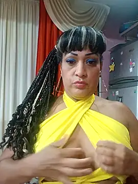 Snapshot of SabrinaColin chatting on 02-01-26, 11:03 SabrinaColin online show from 02-01-26, 11:03