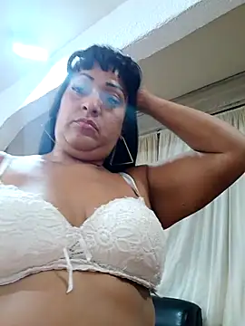 SabrinaColin online show from 04-19-26, 04:24