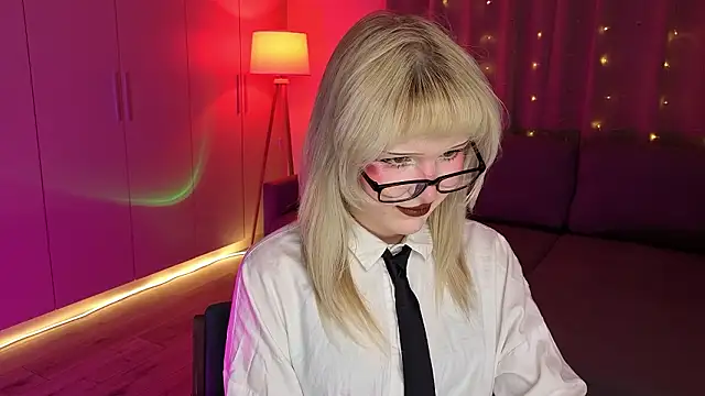 Mary Piersen online show from 03-04-26, 11:34