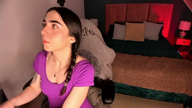 Luna tagliaferri online show from 04-10-26, 08:16