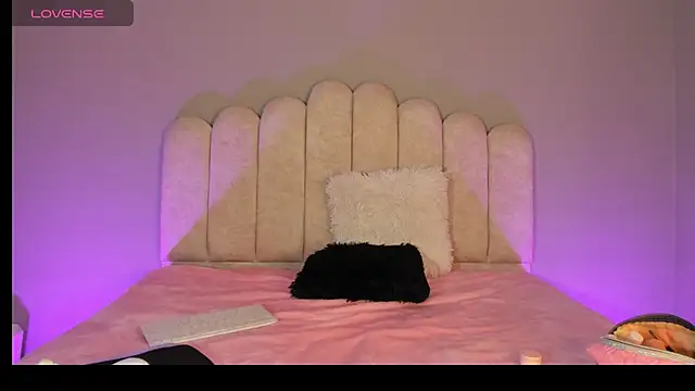 Celestecastro  online show from 04-15-26, 03:16