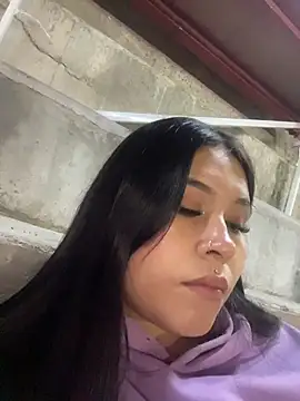 Snapshot of LunnaMoretti chatting on 05-20-26, 03:47 LunnaMoretti online show from 05-20-26, 03:47