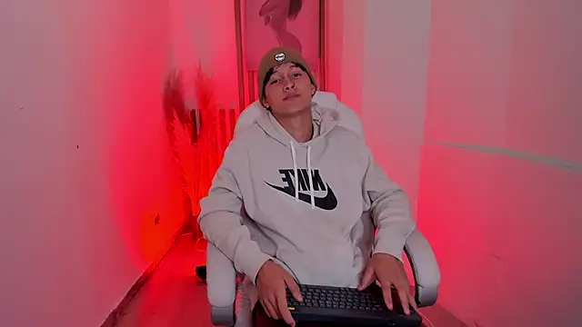 SalvatoreBenford online show from 02-26-26, 08:31