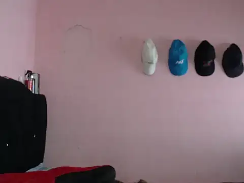 Snapshot of Cronos_Hot_8 chatting on 02-14-26, 12:44 Cronos Hot 8 online show from 02-14-26, 12:44