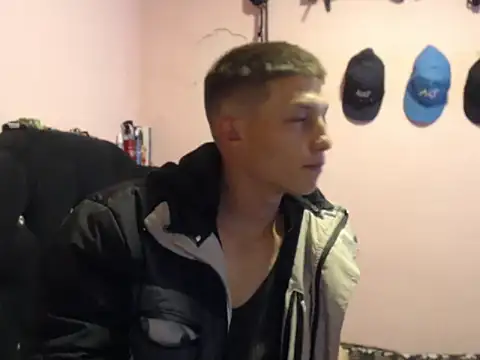 Snapshot of Cronos_Hot_8 chatting on 02-05-26, 11:06 Cronos Hot 8 online show from 02-05-26, 11:06