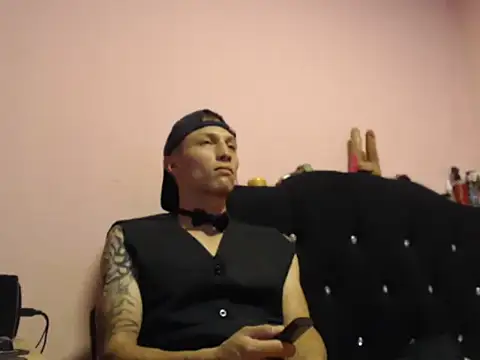 Snapshot of Cronos_Hot_8 chatting on 02-07-26, 04:04 Cronos Hot 8 online show from 02-07-26, 04:04