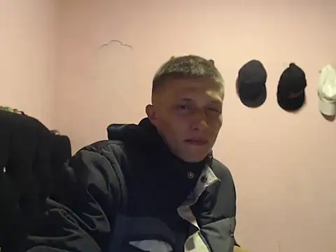 Snapshot of Cronos_Hot_8 chatting on 02-23-26, 06:19 Cronos Hot 8 online show from 02-23-26, 06:19