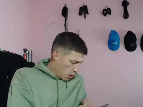 Snapshot of Cronos_Hot_8 chatting on 02-10-26, 10:58 Cronos Hot 8 online show from 02-10-26, 10:58