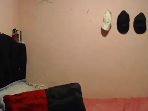 Snapshot of Cronos_Hot_8 chatting on 02-13-26, 12:32 Cronos Hot 8 online show from 02-13-26, 12:32