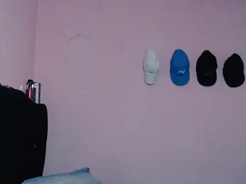 Snapshot of Cronos_Hot_8 chatting on 02-13-26, 12:38 Cronos Hot 8 online show from 02-13-26, 12:38