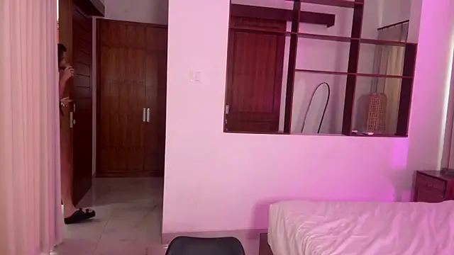 Snapshot of ViviNoir chatting on 02-28-26, 12:21 ViviNoir online show from 02-28-26, 12:21