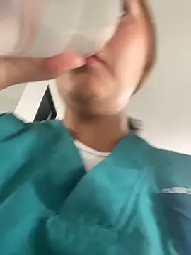 Snapshot of Noa_Harper- chatting on 02-27-26, 08:19 Noa Harper- online show from 02-27-26, 08:19