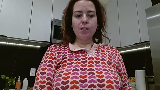 HazelSkyesChat online show from 02-14-26, 05:57