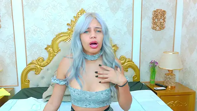 Snapshot of AlanaHouston chatting on 02-11-26, 12:38 AlanaHouston online show from 02-11-26, 12:38