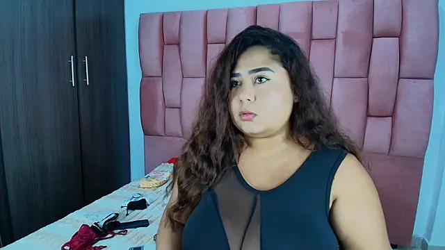 Snapshot of Engel_Queen chatting on 02-09-26, 06:33 Engel Queen online show from 02-09-26, 06:33