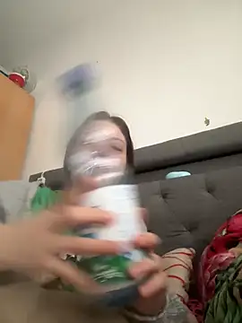 Snapshot of SofieKayla chatting on 02-09-26, 10:35 SofieKayla online show from 02-09-26, 10:35