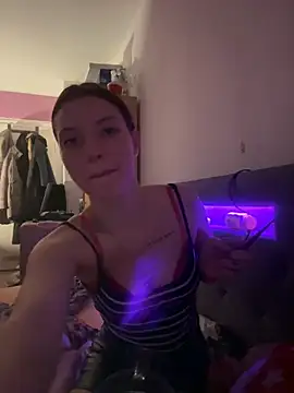 Snapshot of SofieKayla chatting on 02-02-26, 09:25 SofieKayla online show from 02-02-26, 09:25