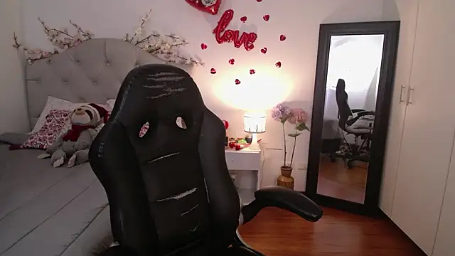 hope11x online show from 03-08-26, 05:05